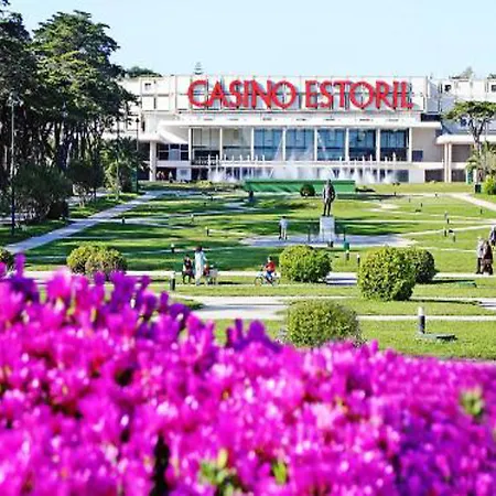 海滨假期高尔夫金索旅馆 *